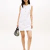 Mini-klänning i denim med påsydda fickor Mini-klänning i denim med påsydda fickor