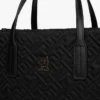 Mini-tote-väska i nylon med monogram och synliga sömmar Mini-tote-väska i nylon med monogram och synliga sömmar