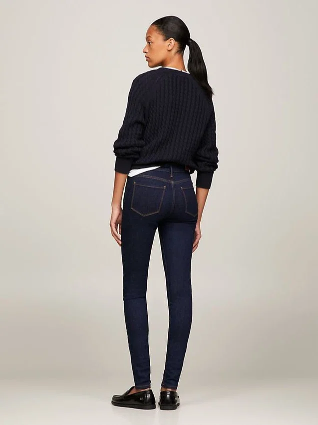 Mörkblå skinny jeans med medelhög midja Mörkblå skinny jeans med medelhög midja