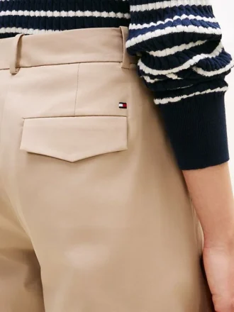 Plisserad twill-chino