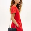Polerad crossbody-väska med monogram och kedja Polerad crossbody-väska med monogram och kedja