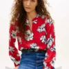 Pullover i crepe med blommönster