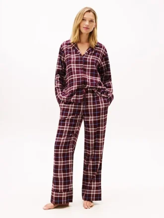 Pyjamas i flanell och byxor
