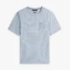 Randig T-shirt i linneblandning med ficka Randig T-shirt i linneblandning med ficka