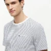 Randig T-shirt med ficka Randig T-shirt med ficka