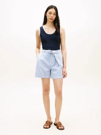 Randiga shorts i linneblandning med bälte Randiga shorts i linneblandning med bälte