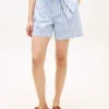 Randiga shorts i linneblandning med bälte Randiga shorts i linneblandning med bälte