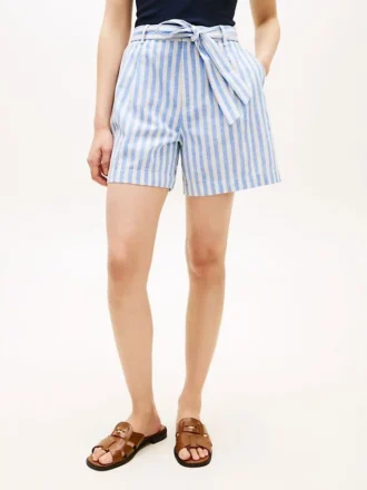 Randiga shorts i linneblandning med bälte Randiga shorts i linneblandning med bälte