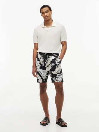 Regular Fit 7″ Tropical Print Shorts Regular Fit 7″ Tropical Print Shorts