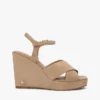 Sandaler med korsade remmar i mocka Sandaler med korsade remmar i mocka