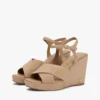 Sandaler med korsade remmar i mocka Sandaler med korsade remmar i mocka