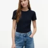 Slim Fit Pointelle T-shirt med rund hals Slim Fit Pointelle T-shirt med rund hals