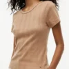 Slim Fit Pointelle T-shirt med rund hals