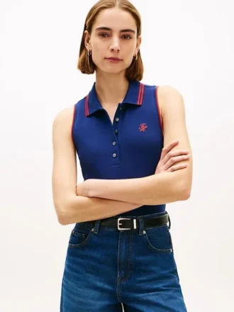 Slim Fit ärmlös polo med monogram