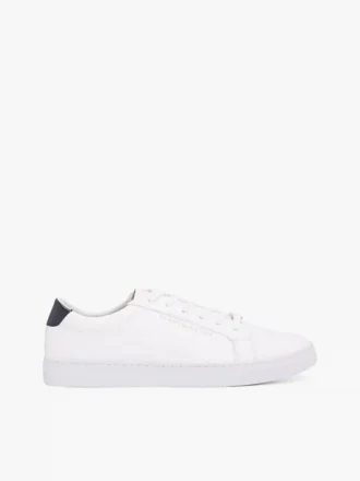 Sneakers i helskinn Sneakers i helskinn