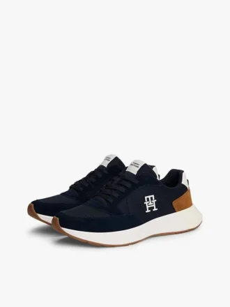 Sneakers i mockablandning