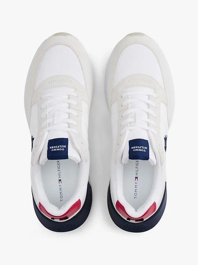 Sneakers i mockablandning Sneakers i mockablandning