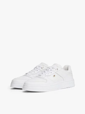 Sneakers i slätt läder med cupsole