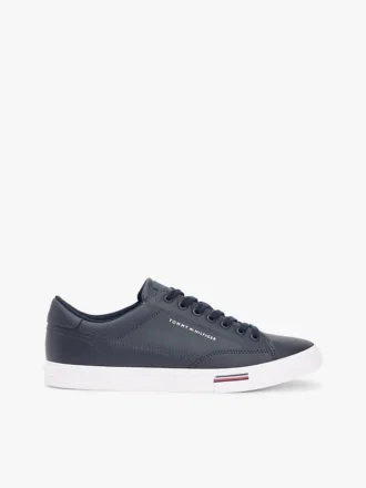 Sneakers i vulkaniserat läder