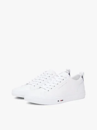 Sneakers i vulkaniserat läder