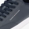 Sneakers i vulkaniserat läder