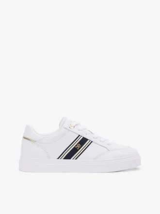 Sneakers med remmönster och lädercupsole