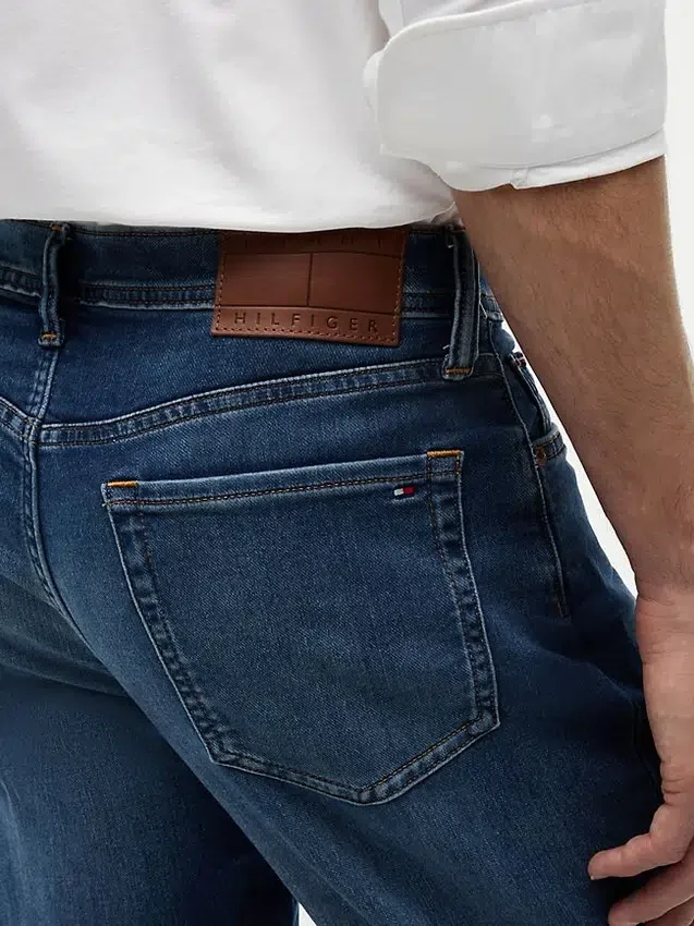 Stretch Straight Jeans Stretch Straight Jeans