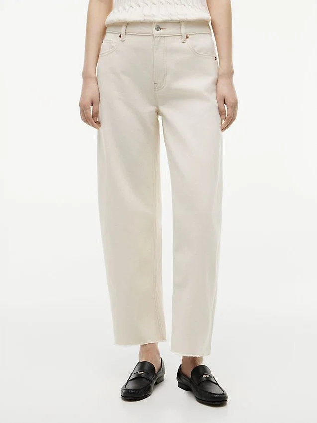 Stretchiga jeans med hög midja Stretchiga jeans med hög midja