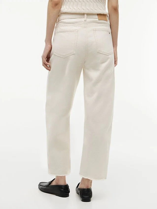Stretchiga jeans med hög midja Stretchiga jeans med hög midja