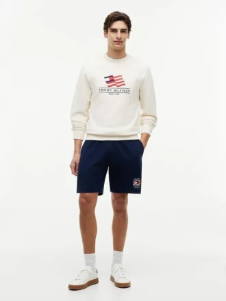 Sweatshorts med vågigt flaggmönster i normal passform