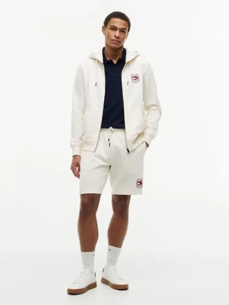 Sweatshorts med vågigt flaggmönster i normal passform