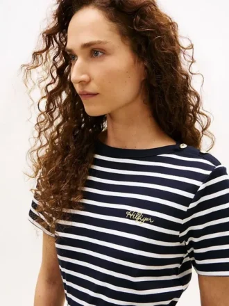 T-shirt i bomullsinterlock med guldknappar