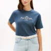 T-shirt med broderad klubbemblem T-shirt med broderad klubbemblem