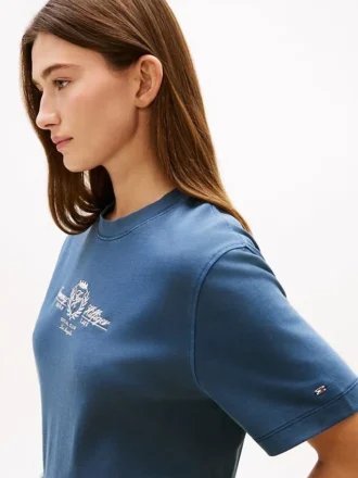T-shirt med broderad klubbemblem