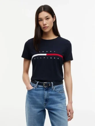 T-shirt med broderat flaggstrip-logo