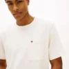 T-shirt med ficka i meshjersey T-shirt med ficka i meshjersey