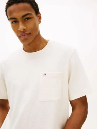 T-shirt med ficka i meshjersey
