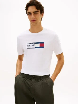 T-shirt med flagglogotyp
