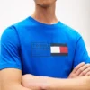 T-shirt med flagglogotyp T-shirt med flagglogotyp