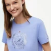 T-shirt med folierat lagerblad-logo