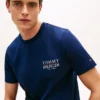 T-shirt med grafiskt tryck på ryggen i slub-bomull T-shirt med grafiskt tryck på ryggen i slub-bomull