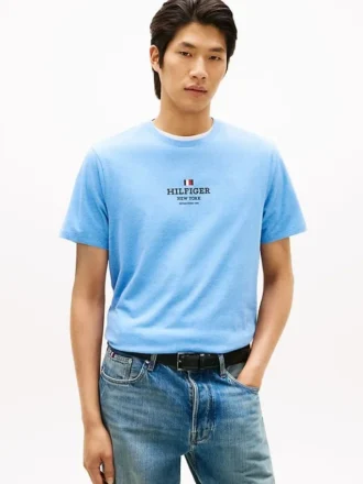 T-shirt med Hilfiger-logotyp