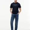 T-shirt med Hilfiger-logotyp T-shirt med Hilfiger-logotyp