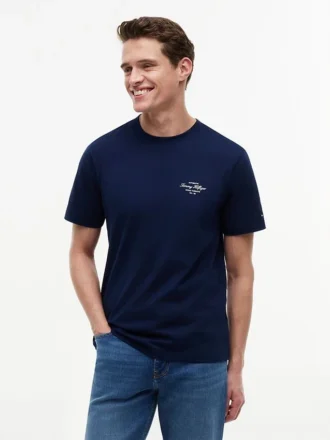 T-shirt med marininspirerad tryck på ryggen
