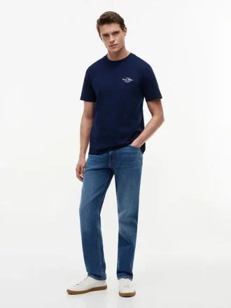 T-shirt med marininspirerad tryck på ryggen