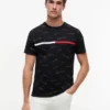 T-shirt med signaturflagga-logotyp T-shirt med signaturflagga-logotyp