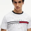 T-shirt med signaturflagga-logotyp T-shirt med signaturflagga-logotyp