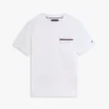 T-shirt med signaturrandig ficka i piké T-shirt med signaturrandig ficka i piké