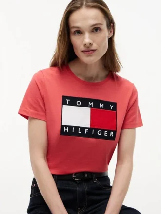 T-shirt med stort flaggmönster