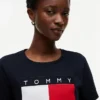 T-shirt med stort flaggmönster T-shirt med stort flaggmönster